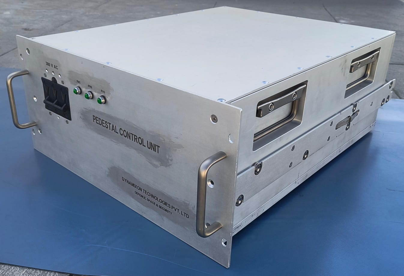 Pedestal Control Unit gallery image 4